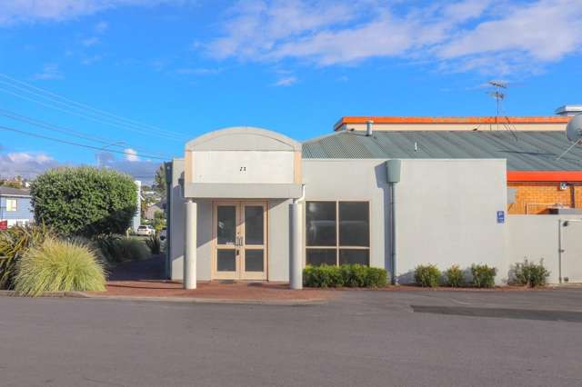 High profile retail premises