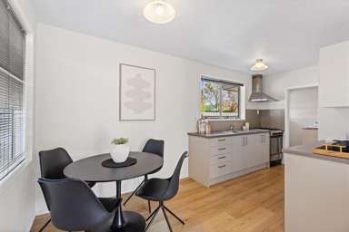 1/102A Queenspark Drive_4