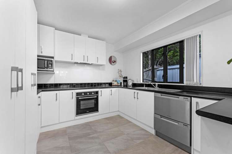 17 Courtvale Place Flat Bush_8