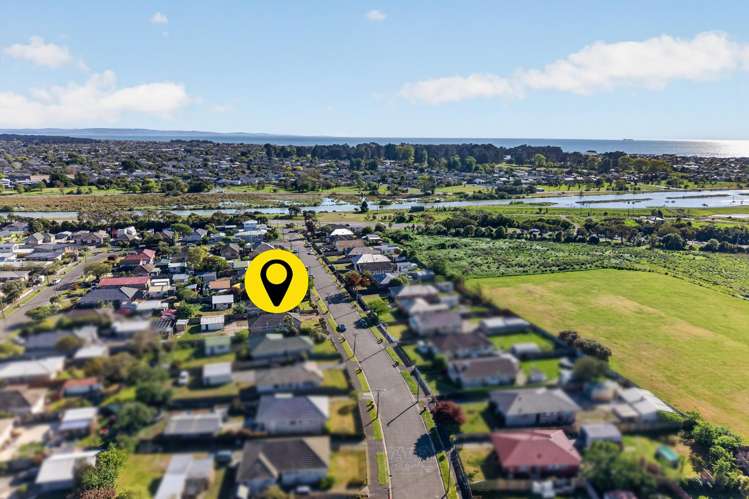 95 Carisbrooke Street Aranui_19