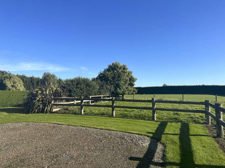 84 Wilcox Road Seaward Bush_15