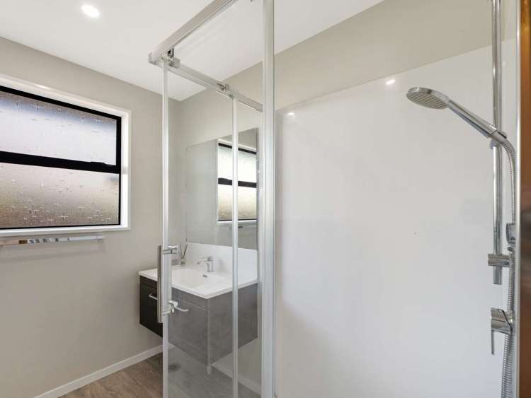 16a Glenbyre Place Bromley_25