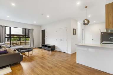 16/26 Springvale Drive_4