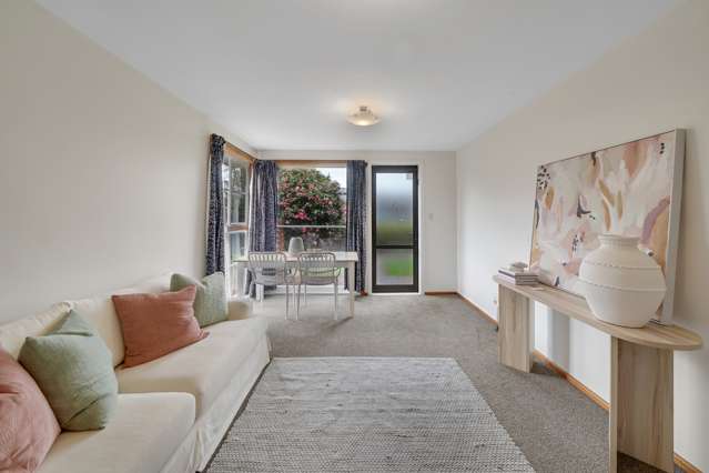 2/118 Geraldine Street Edgeware_3