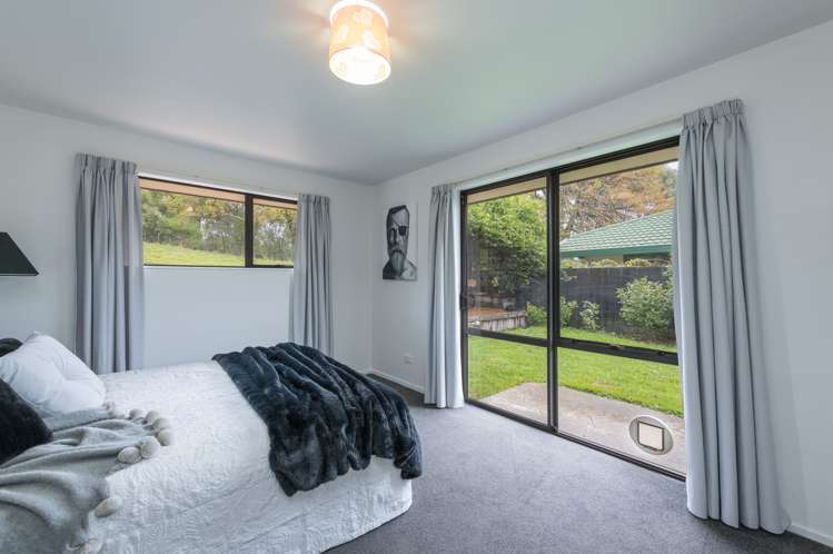 20 Ballard Drive Stoke_12