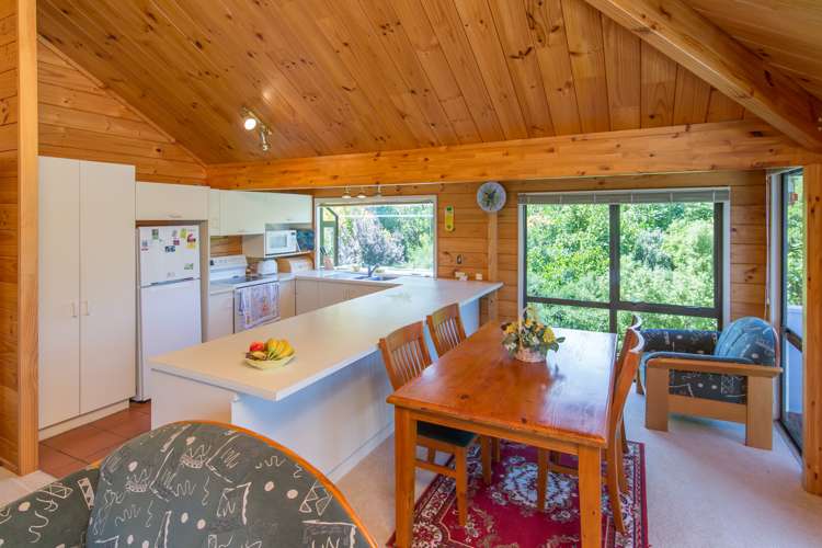 9 Tirohanga Terrace Akaroa_3