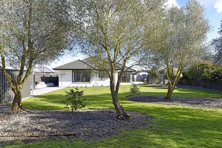 12 Sweet Waters Place Woolston_15