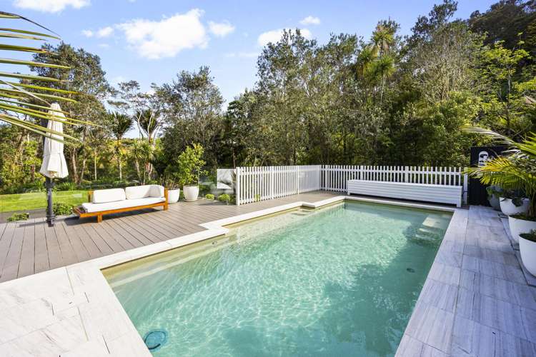 1-9 Deirdre Place Titirangi_23