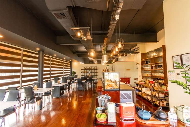 E2/4 Orbit Drive Rosedale_6