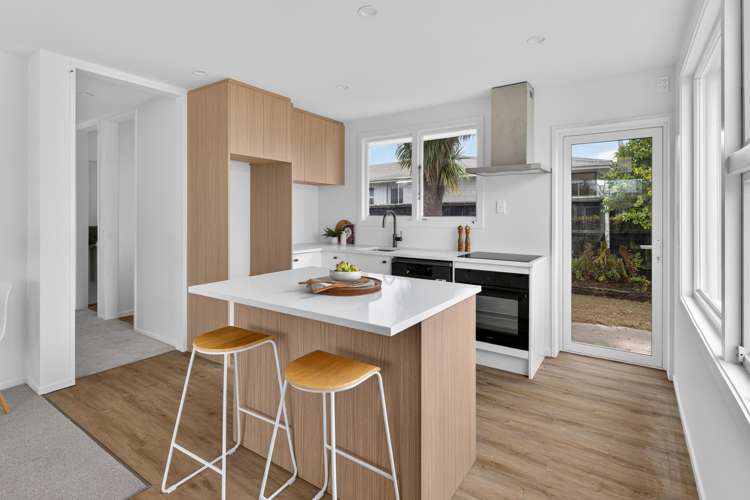 1A Quinns Road_1