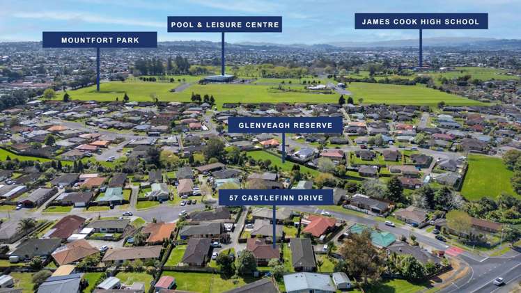 57 Castlefinn Drive Manurewa_6