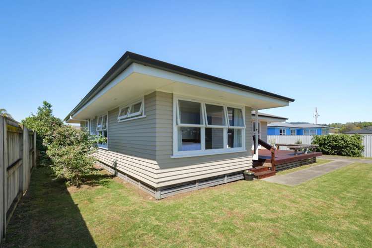 15A Sandleigh Drive Athenree_17