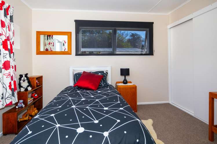 71 Main North Road Geraldine_19