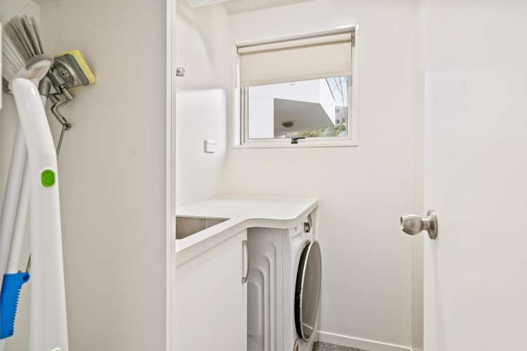 6/2 Vale Road Riverside_12