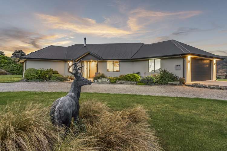 171 Pukekowhai Drive Queensberry_18