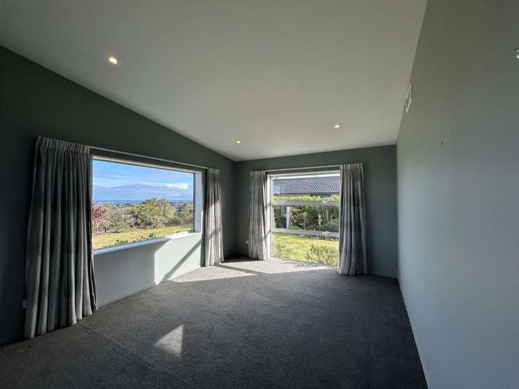 11 Racecourse Terrace Rise 1851_7