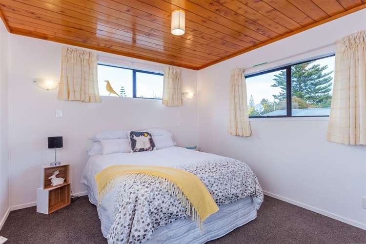 2/35 Wattle Street New Lynn_8