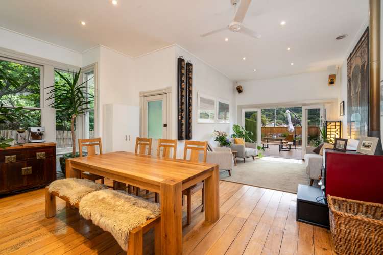 220 North Road North East Valley_7