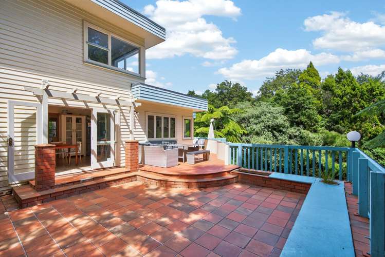 5 Tiniroa Grove Silverstream_28