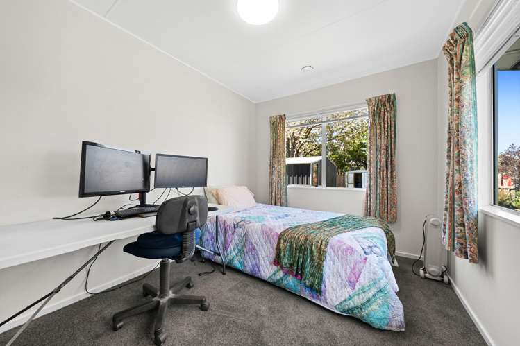 2 Tasman Crescent Carterton_12