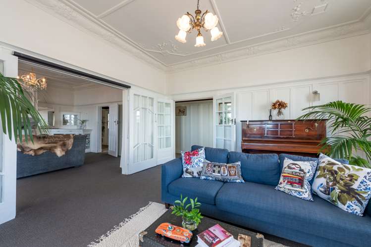 212 Queens Drive Lyall Bay_15