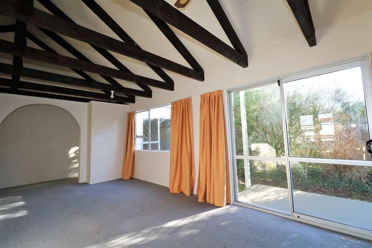 20 Moore Crescent Carterton_18