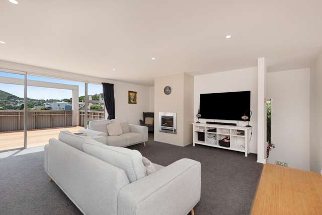 20 Saddleback Grove Karori_4