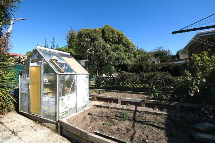 87 Neidpath Road Mornington_17