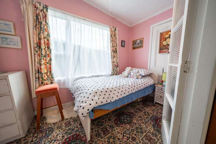 23 Ivy Street Riverton_13