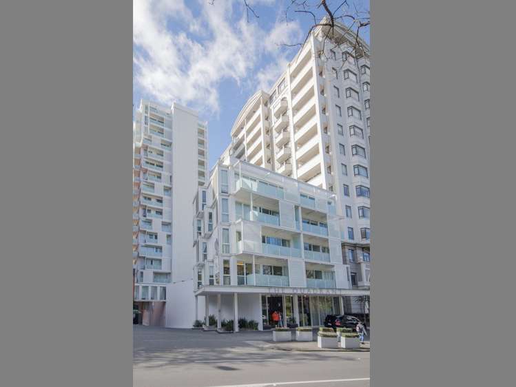818/10 Waterloo Quadrant_0