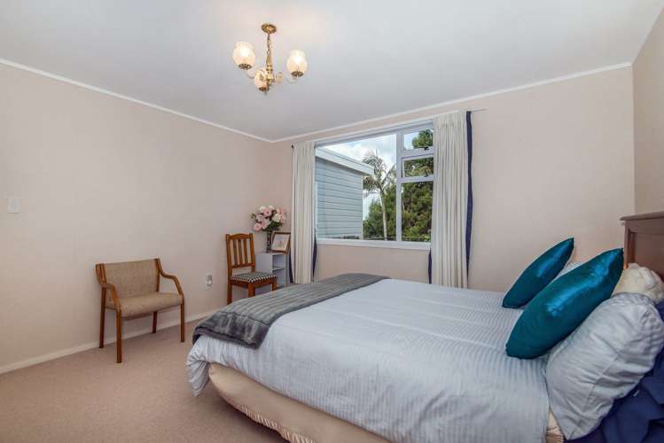 9 Belfast Street Hillsborough_13