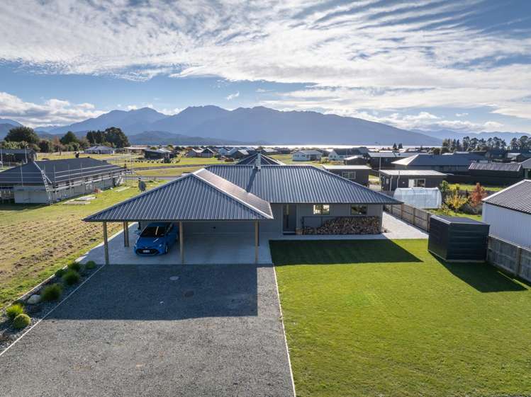 22 Marakura Drive Te Anau_26