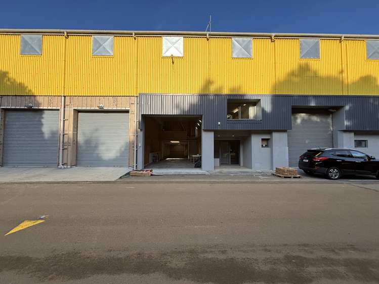 5b Lower Tyers Road_0