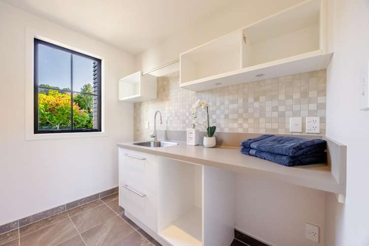 80 Kent Terrace Taradale_23