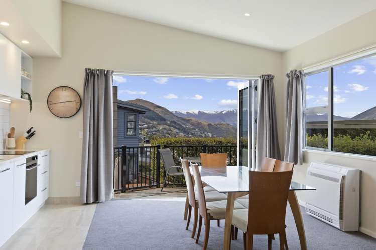 75 Hensman Road Queenstown_23