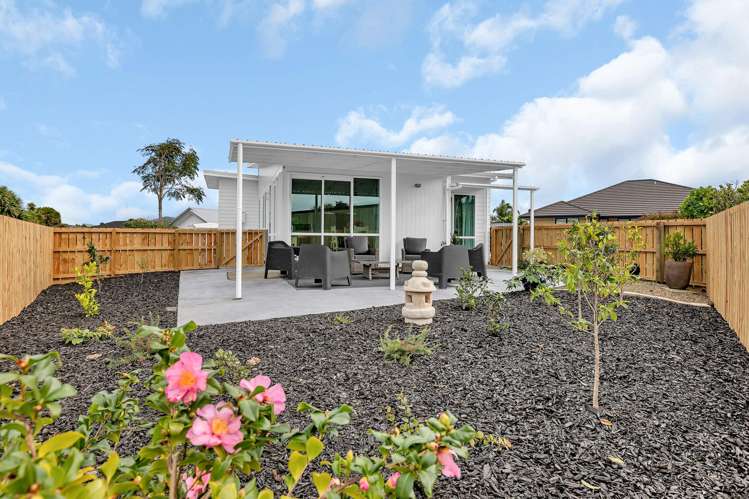 16 Riverglen Road_0