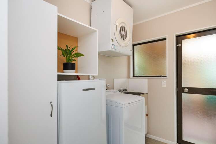 8 Mountfort Grove Feilding_11