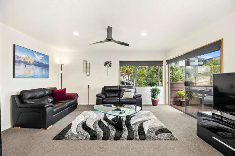 1/96 William Bayes Place Red Beach_14