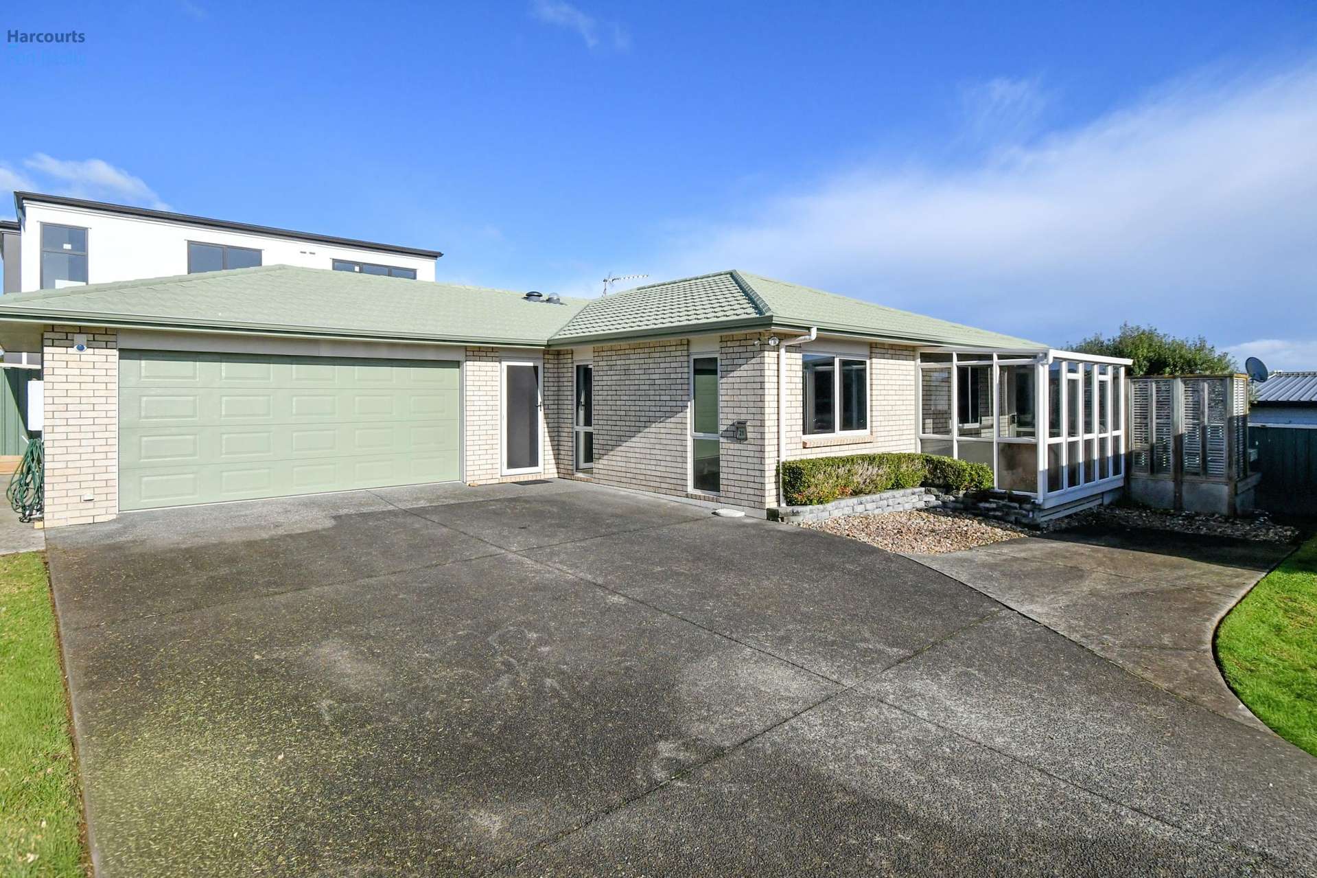 21a/8 Village Place Tuakau_0