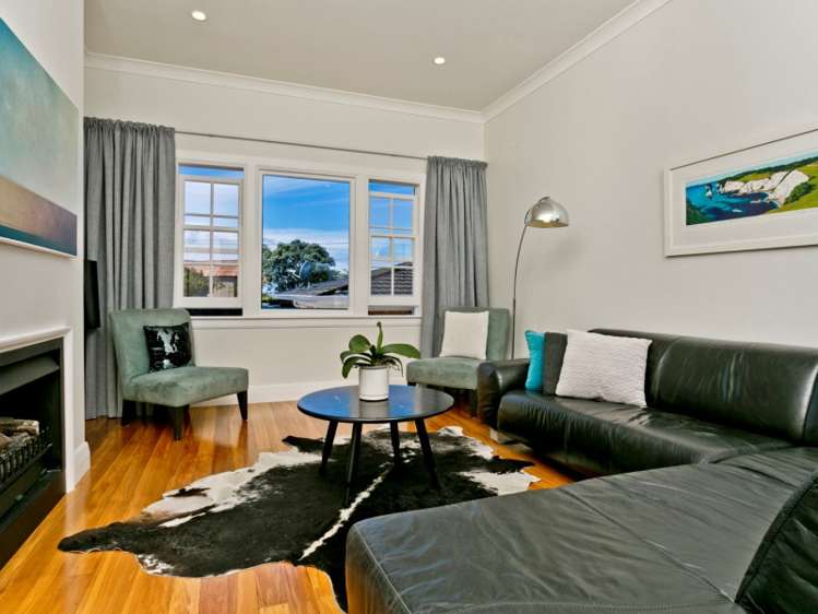 2/289 Lake Road Hauraki_8