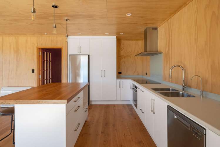 2 Bell Bird Rise Picton_3