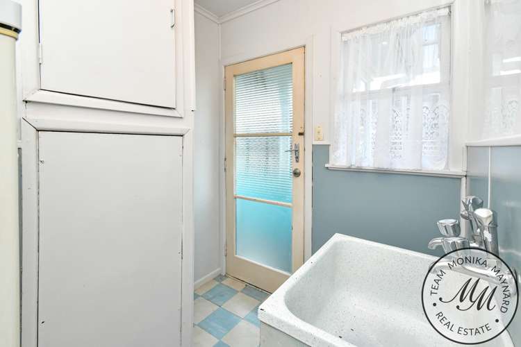 14 Clayton Avenue Otara_13