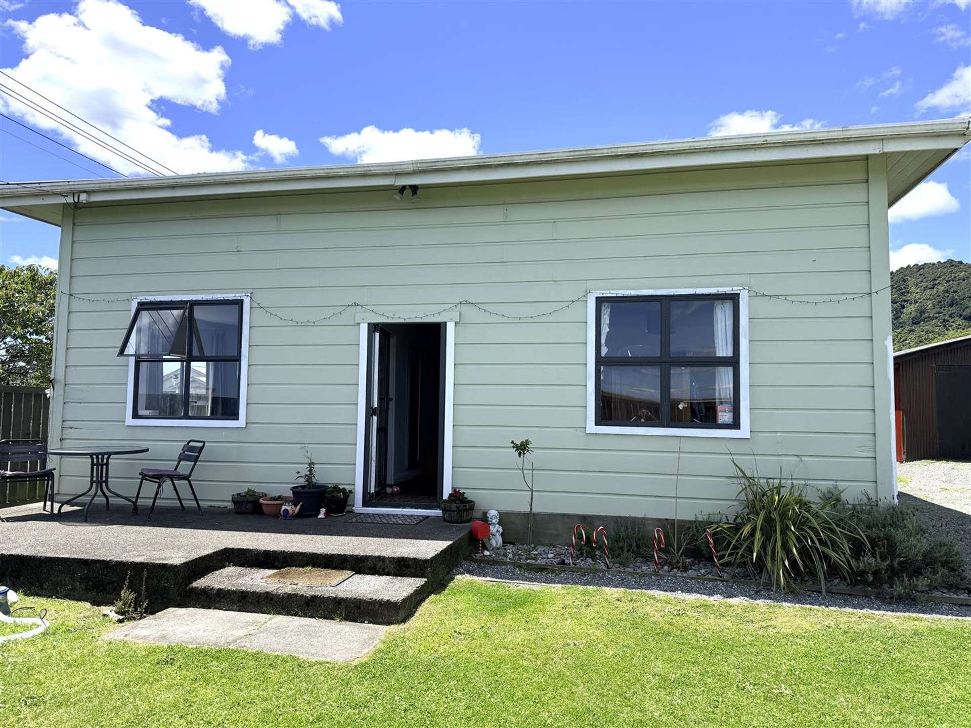 31 Nelson Quay Cobden_0