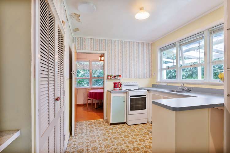 2/160 Henderson Valley Road Henderson_13