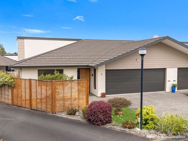 18/2 Caversham Road_5