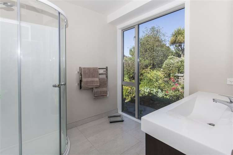 28 Selwyn Avenue Akaroa_11