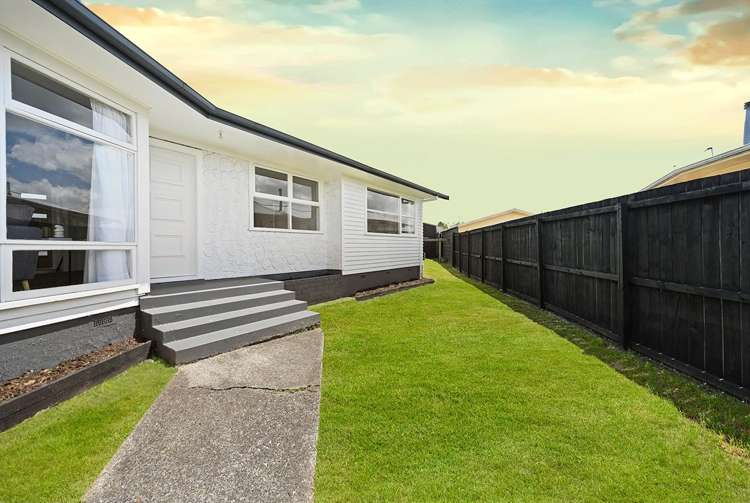 10 Pamela Place Deanwell_17