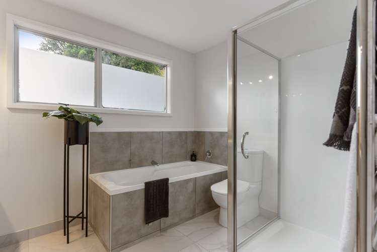 47 Waitakere Road Waitakere_12