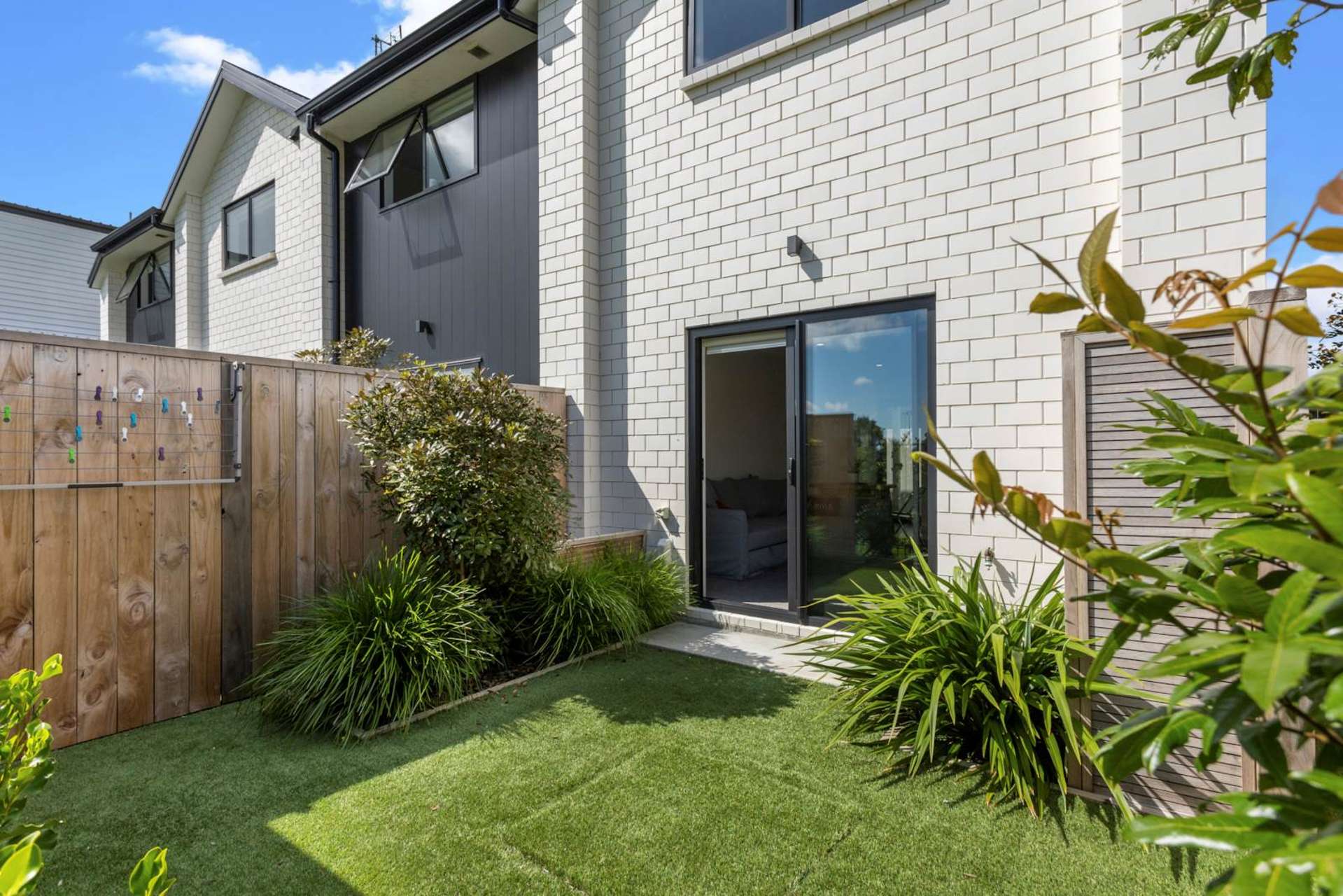 7/87 Taikata Road Te Atatu Peninsula_0