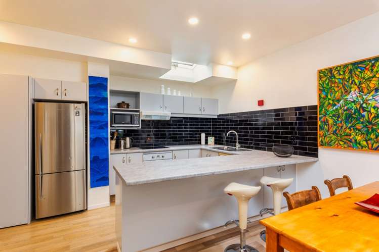 3/2 Upper Queen Street Auckland Central_7